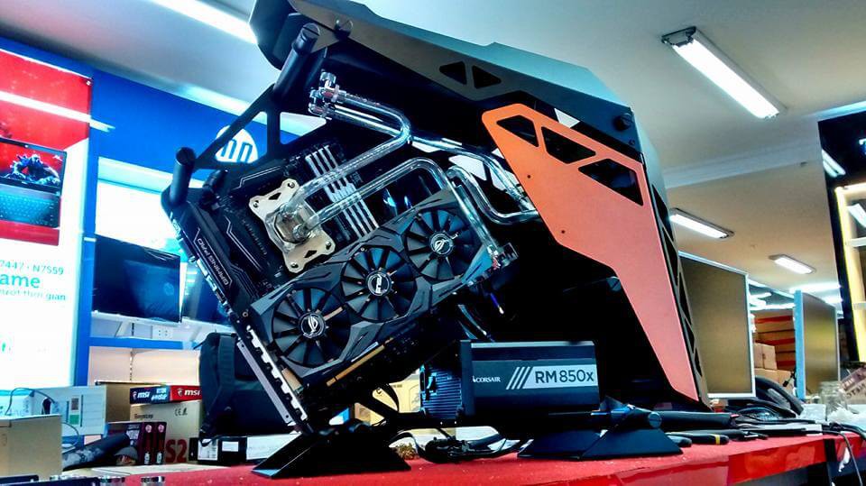 Vỏ case CoolMoon T8, chưa  bao gồm fan