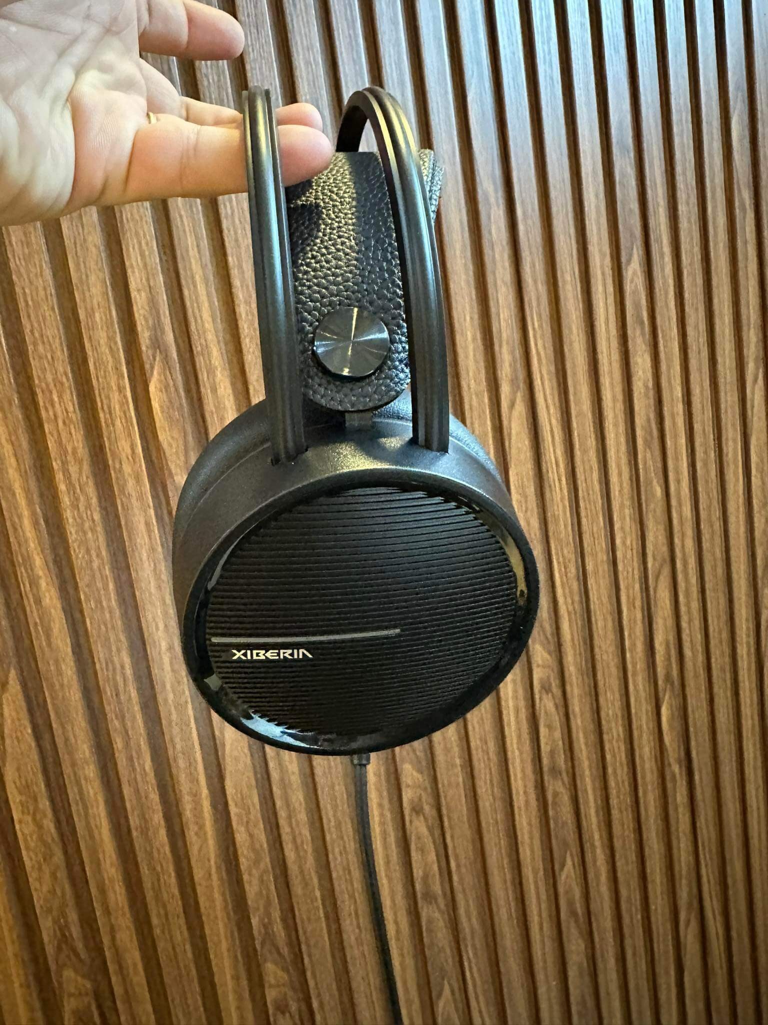 Tai nghe Gaming Xiberia Q4